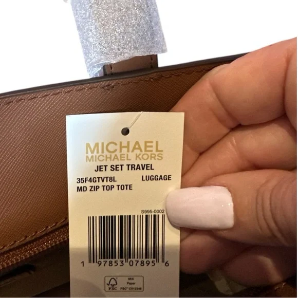 Michael Kors Jet Set Travel Tote (NWT) - Picture 14 of 15